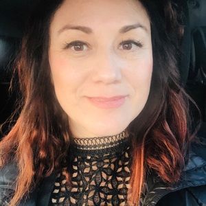 Meet your Posher, Yolanda